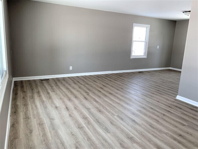 Foto del edificio - 5328 N Stony Run Ln