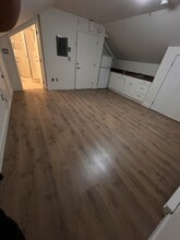 Building Photo - 971-971 Finlayson St