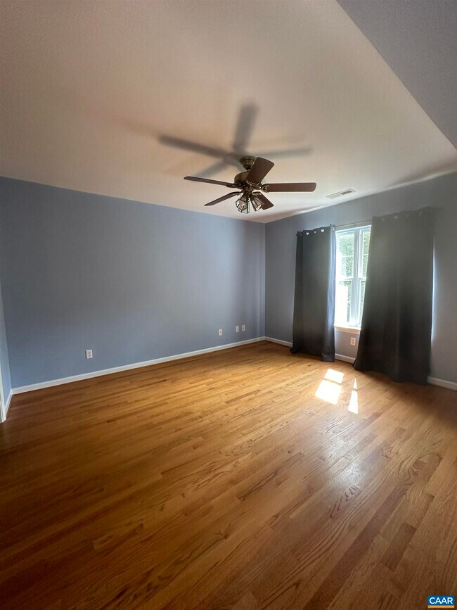 Foto del edificio - 1320 SYCAMORE Cir