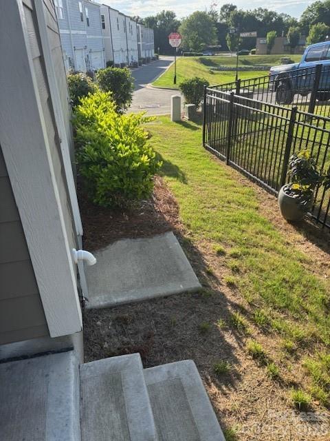 Foto del edificio - 226 Johnston Dr