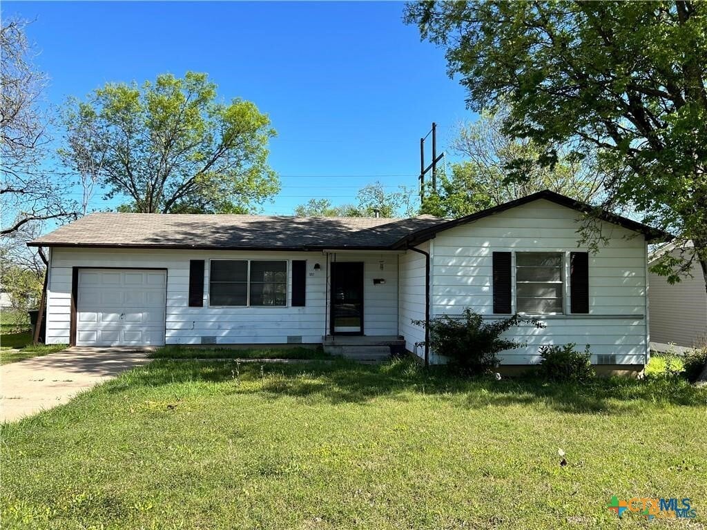 Foto principal - 1317 Zephyr Rd