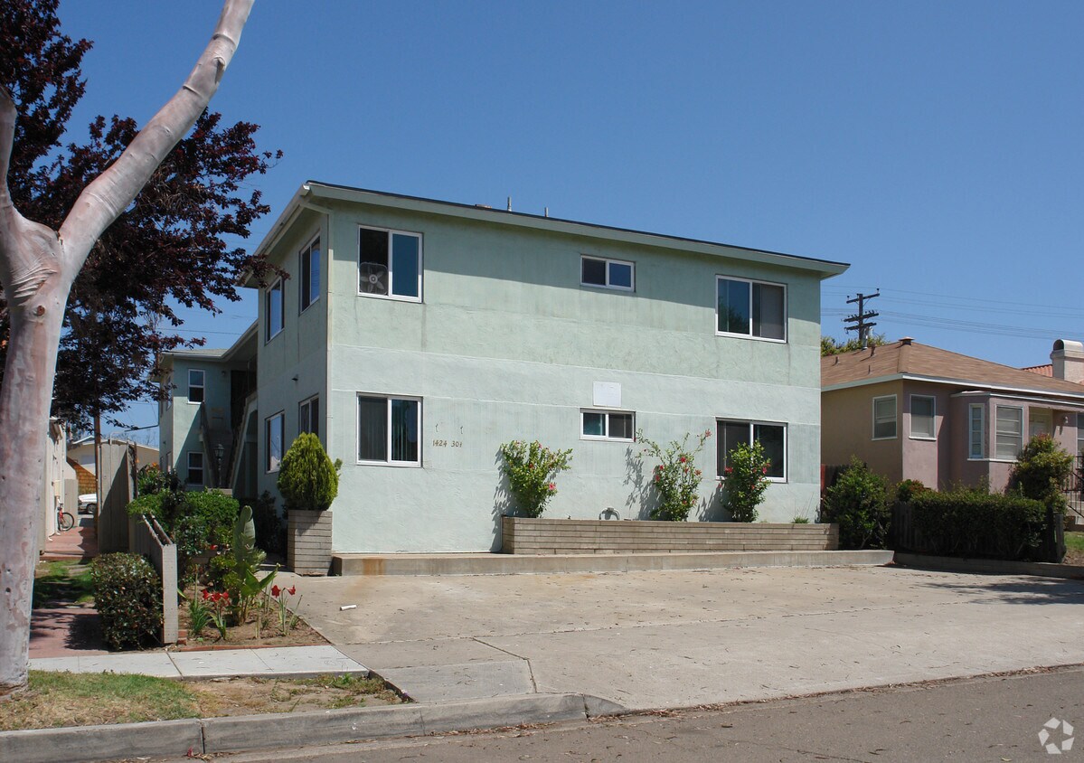 Foto principal - 1424-1430 Hornblend St