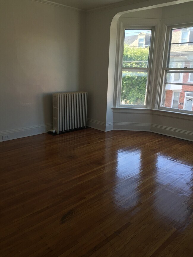 Foto del edificio - 2nd/3rd Floor 2 Bedroom West End of York City