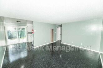 Building Photo - 1610 Sanford Ave