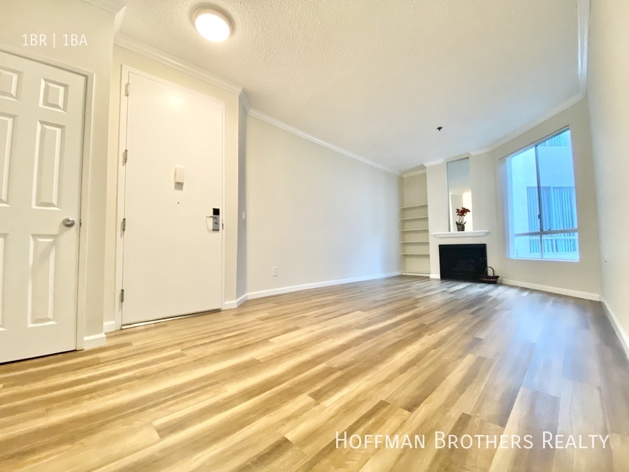 Foto principal - 1325 N Sierra Bonita Ave West Hollywood, C...