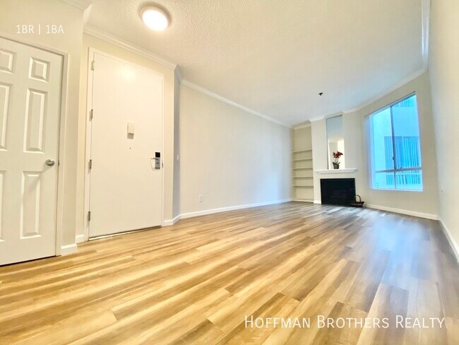 Foto del edificio - 1327 N Sierra Bonita Ave