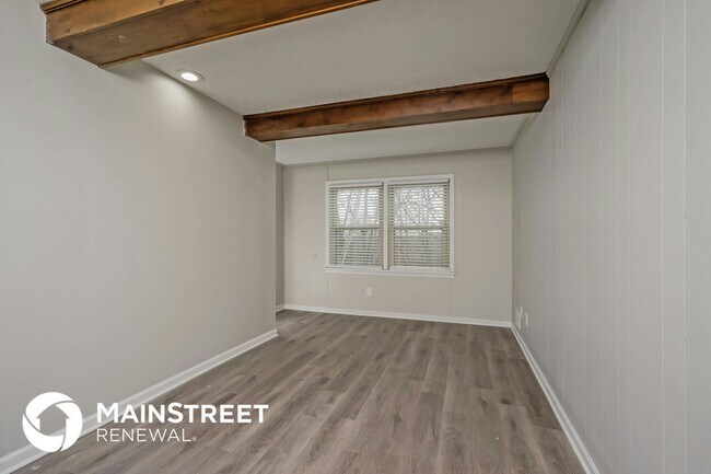 Foto del edificio - 9109 Lakeridge Dr