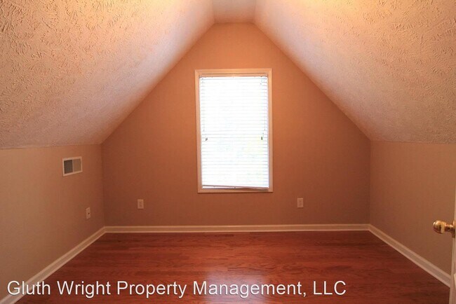Building Photo - 4 br, 2 bath House - 2552 Lismore Drive