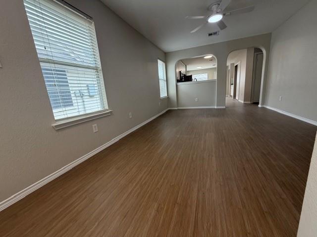 Foto del edificio - 15209 Parrish Ln