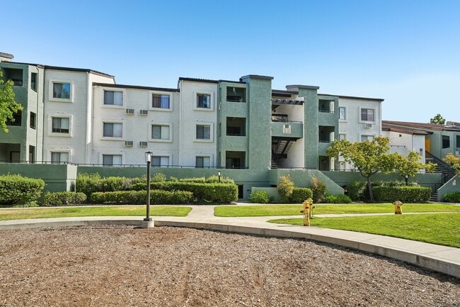 Building Photo - The Maddox Sunnyvale