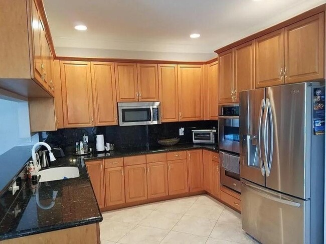 Building Photo - 9657 Vineyard Ct