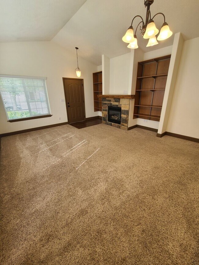 Foto del edificio - Poker Properties