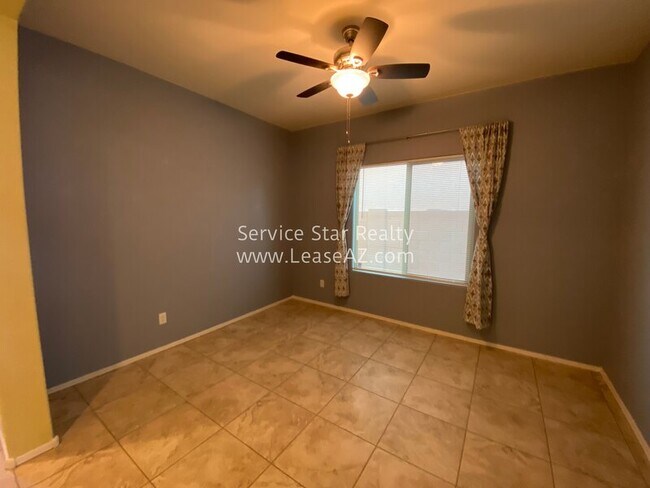 Foto del edificio - 17763 W Hadley St