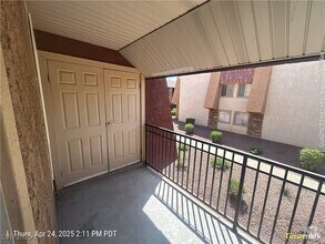 Building Photo - 4450 Sandy River Dr