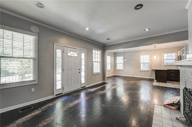 Foto del edificio - 483 Burlington Rd NE