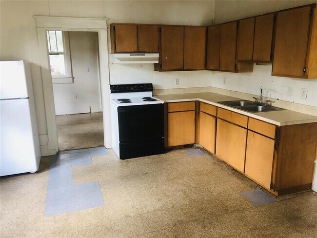 Foto del edificio - 1223 E Parker St