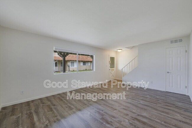 Building Photo - 16721 Bartlett Ln