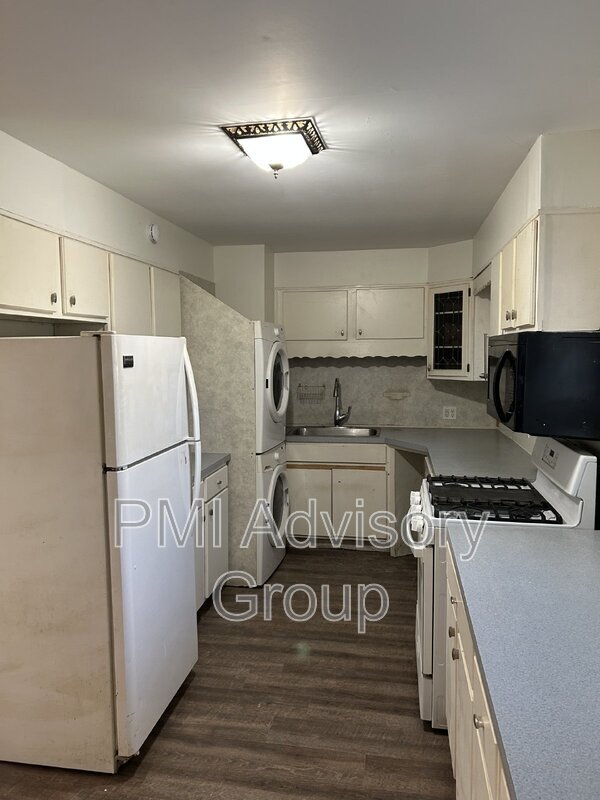 Foto del edificio - 2513 SW Mission Ave