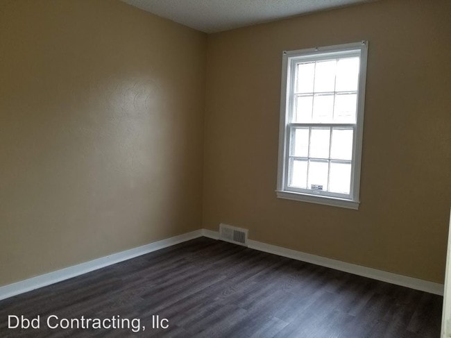 Building Photo - 3 br, 1 bath House - 2604 Cambridge Blvd