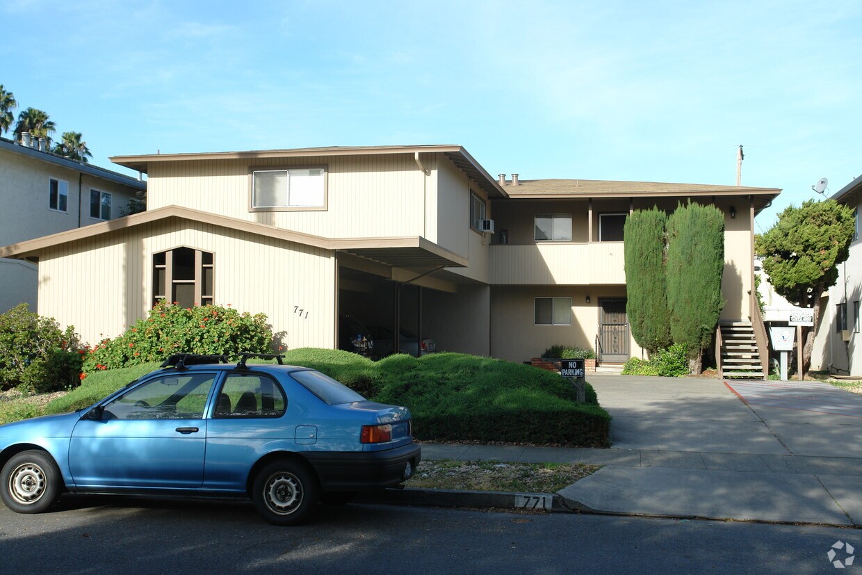 Foto del edificio - 771 Opal Dr