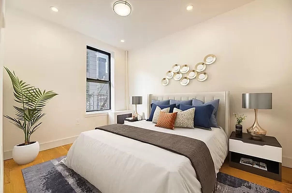 Primary Photo - 301 East 53rd Street