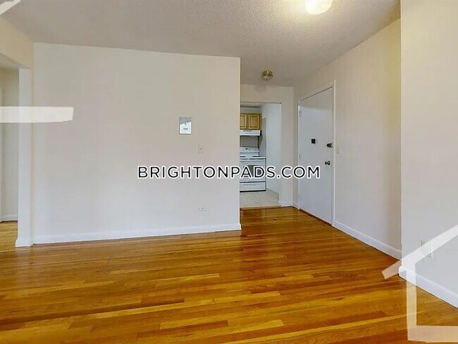 Foto del edificio - 122 Dustin St