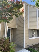 Building Photo - 10 Latitude Ct
