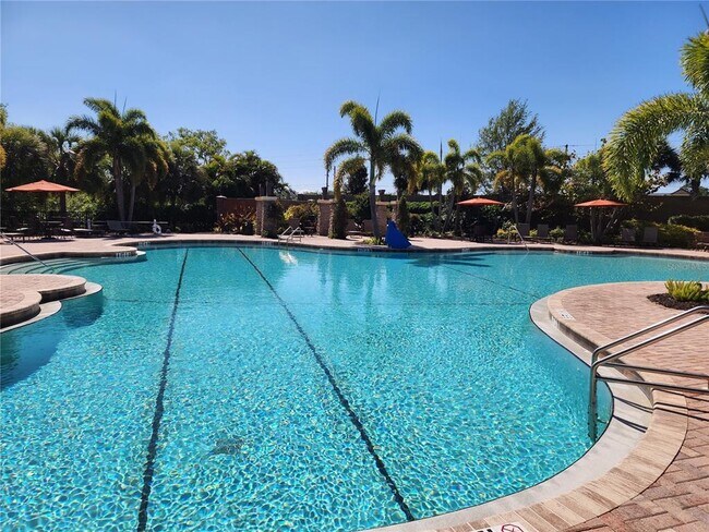 Foto del edificio - 5929 Oakhaven Ln