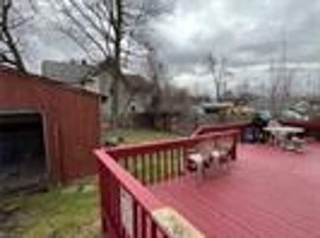 Building Photo - 2118 Denison Ave