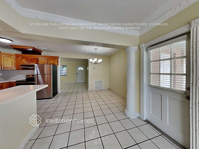 Foto del edificio - 3211 SW 64th Terrace
