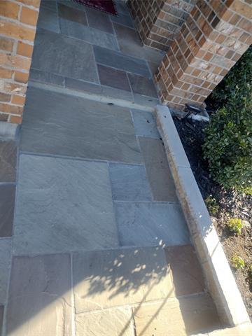 Foto del edificio - 8045 Ballater Dr