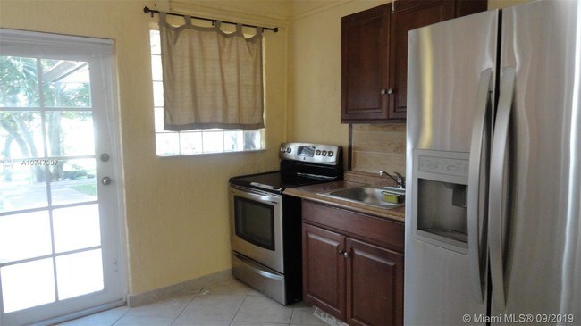 Building Photo - 4101 Fox Trail