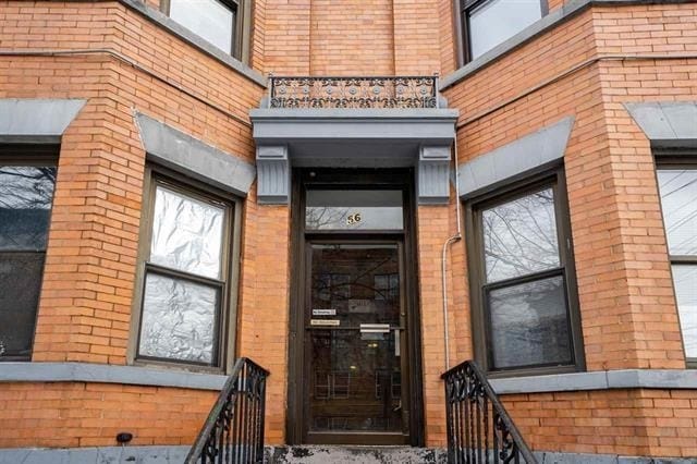 Building Photo - 56 St Pauls Ave