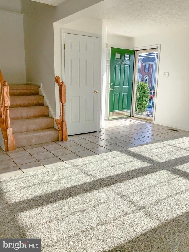 Foto del edificio - 931 Felicia Ct