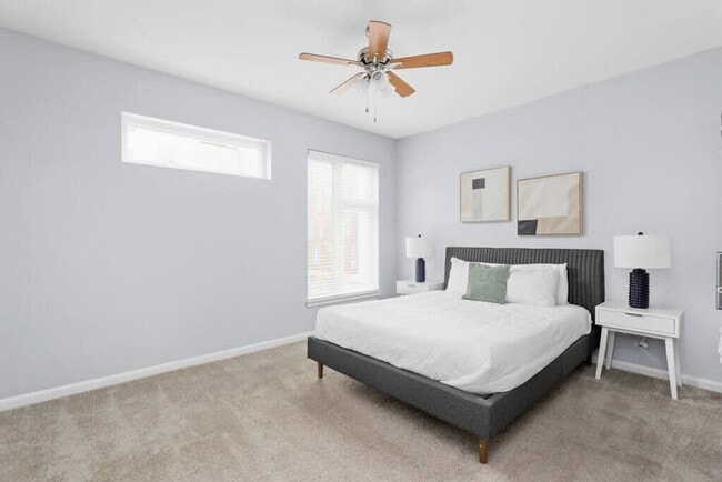 Foto del edificio - 450 E Market St