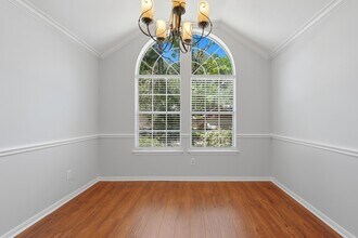 Building Photo - 18 Mulberry Glen Pl