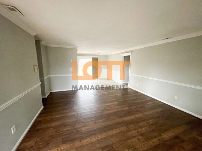 Building Photo - 107 Osmond Dr