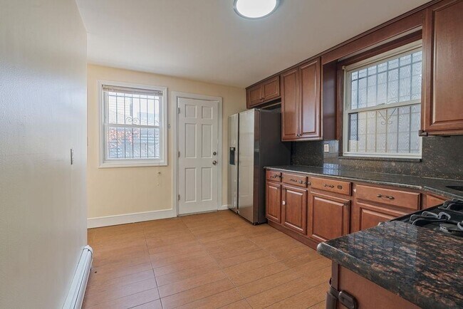 Foto del edificio - 337 Summit Ave