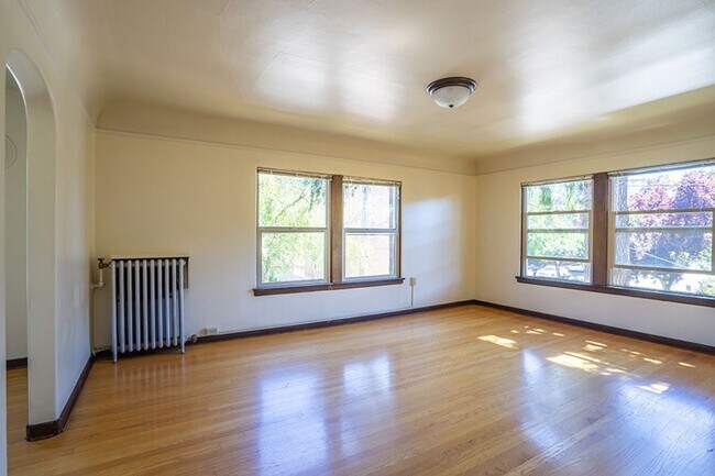 Interior Photo - Fairhome