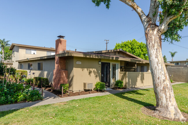 Building Photo - Arroyo Vista Apartments