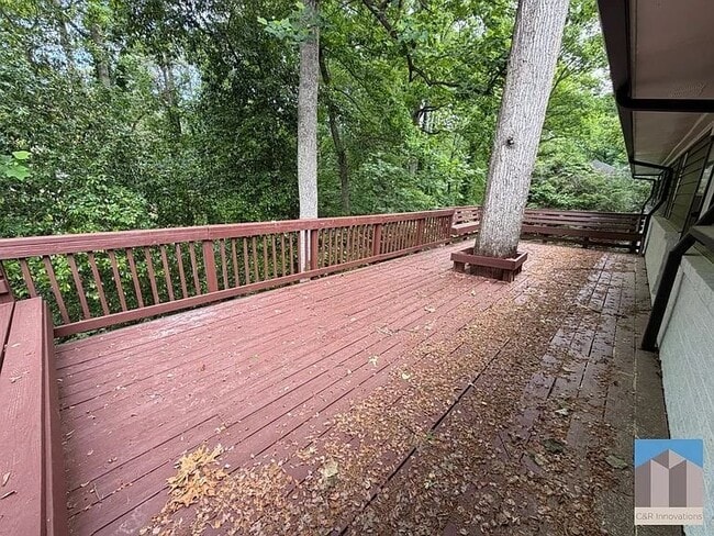 Building Photo - 2636 Whiteleigh Ct NE