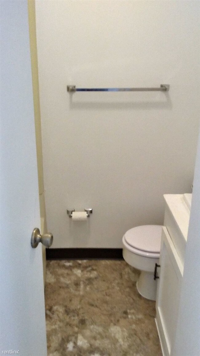 Foto del edificio - 2 br, 1 bath House - 37941 Euclid Ave 4