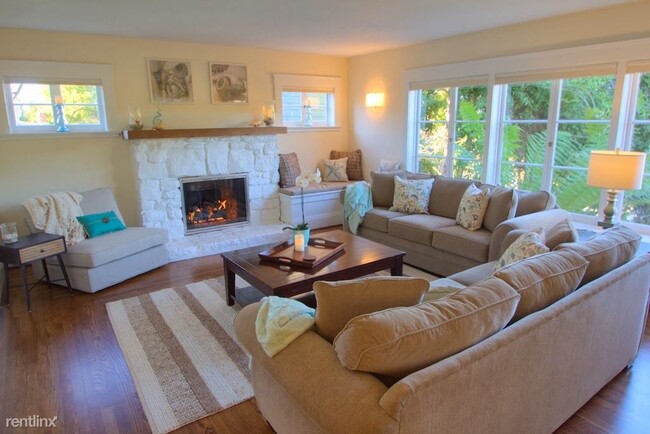 Foto del edificio - 5 br, 3 bath House - 3618 Villa Escondido