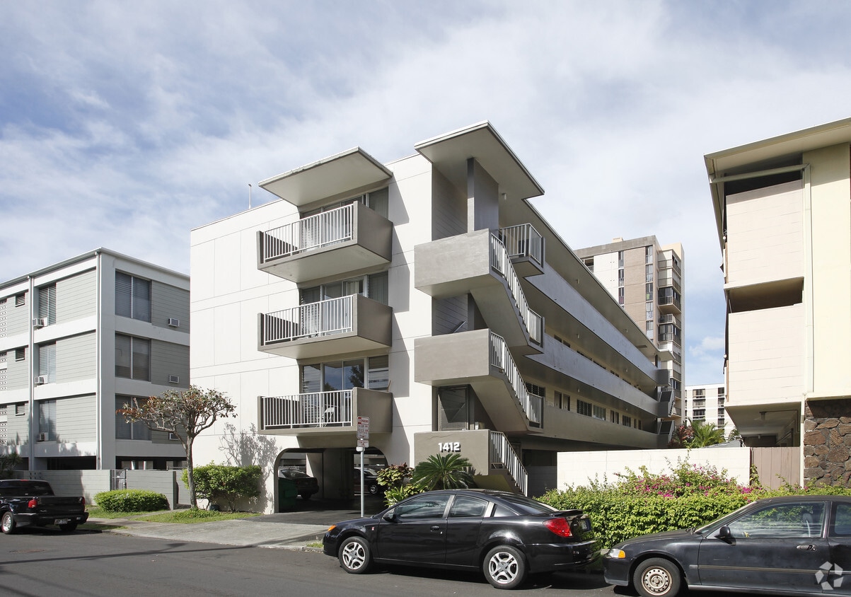 Building Photo - 1412 Kewalo St