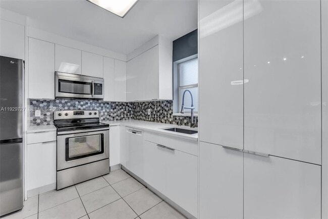 Photo - 2945 NW 68th St Townhome