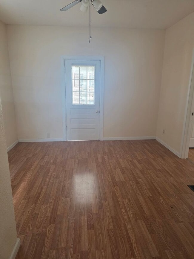 Building Photo - Beautiful home in the heart of Wood River!!