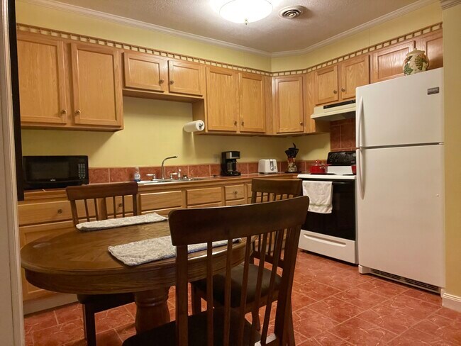 Foto del edificio - 396 Tolbert Farm Rd