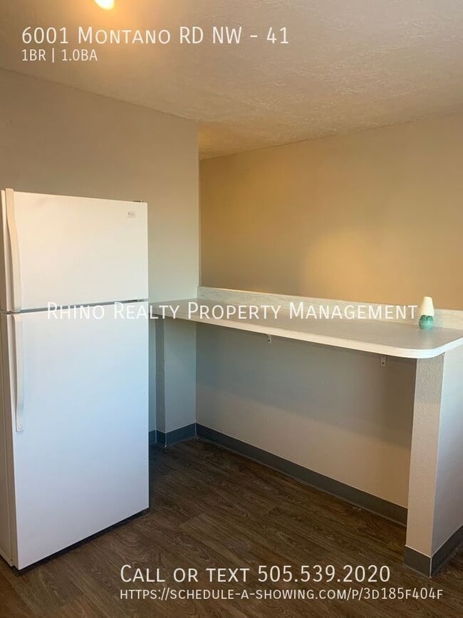 Building Photo - 6001 Montaño Rd NW