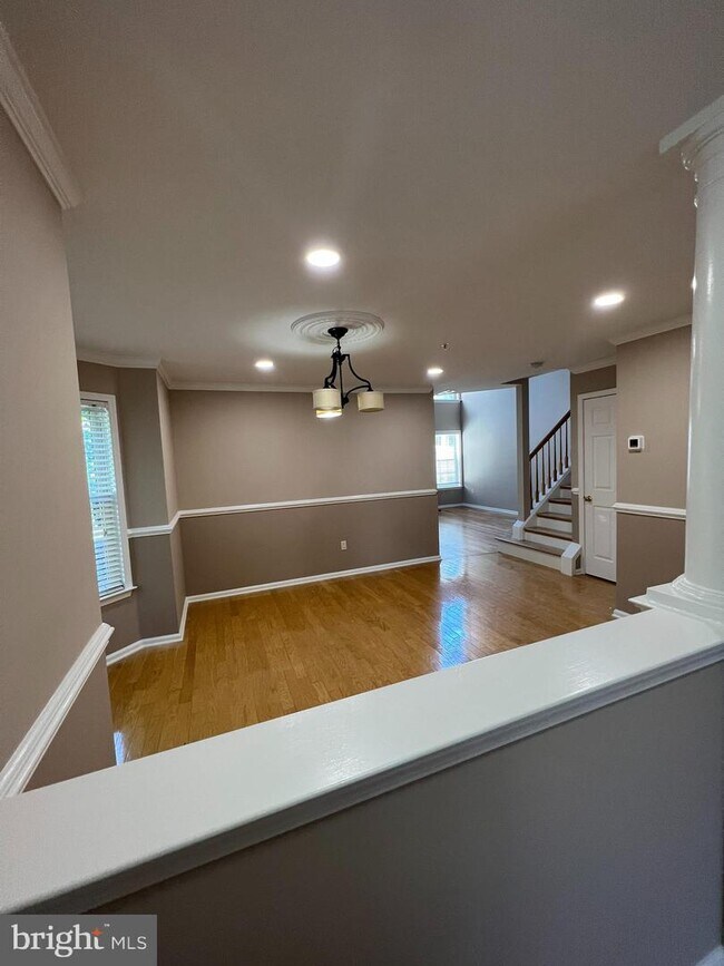 Foto del edificio - 306 Carrington Ct