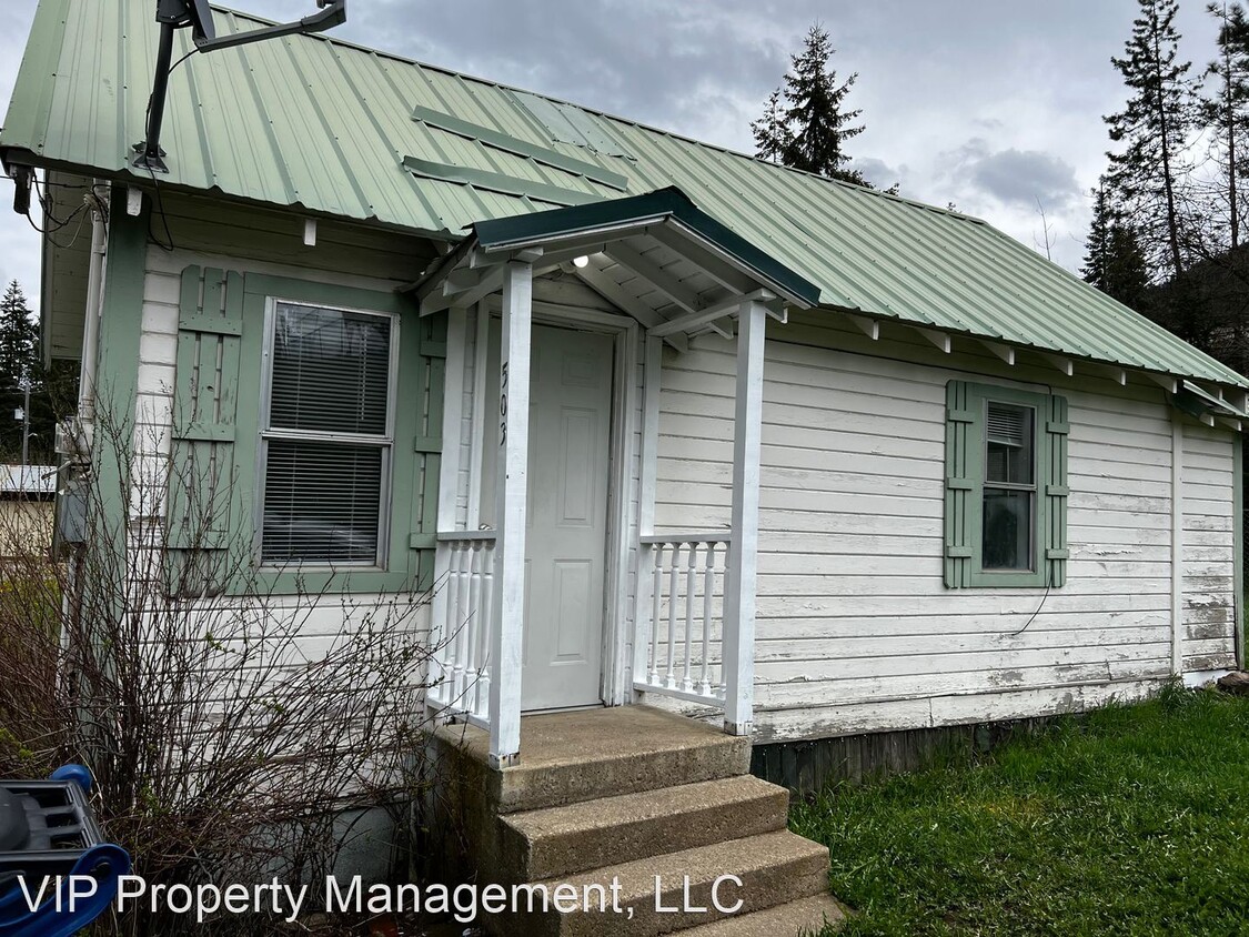 Primary Photo - 1 br, 1 bath House - 503 School Street